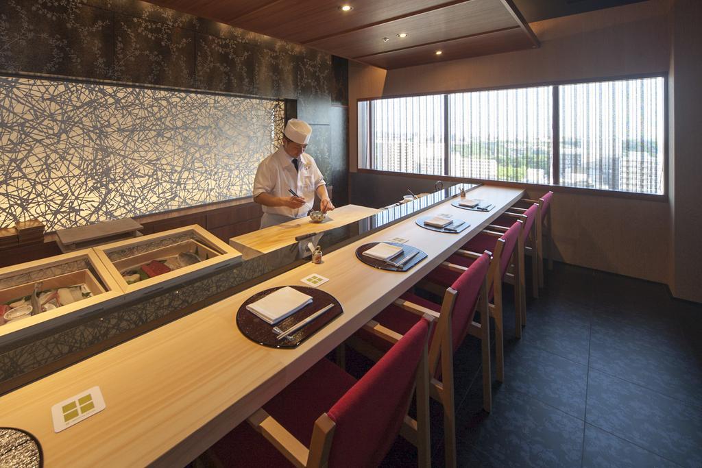 Kobe Seishin Oriental Hotel Esterno foto